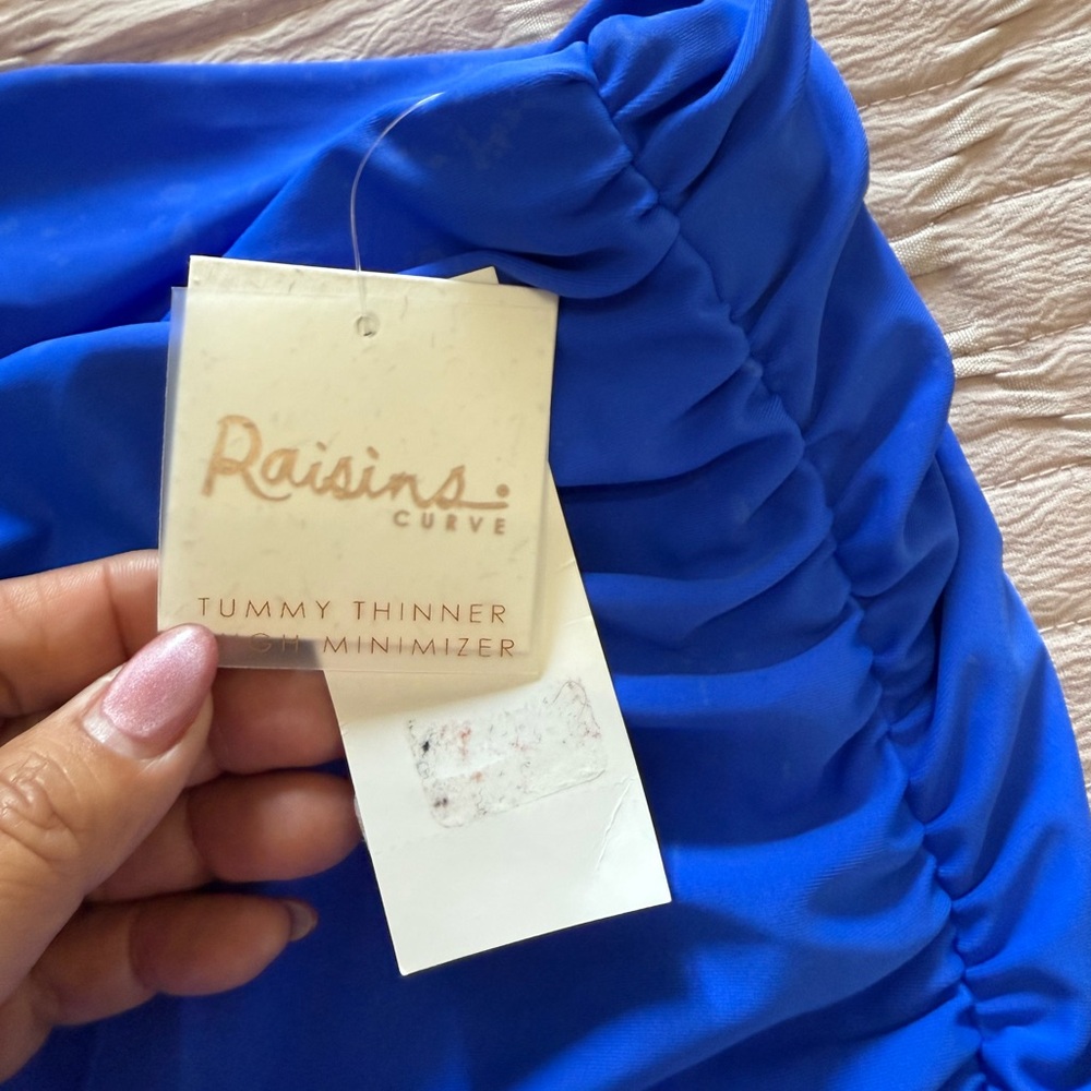 RAISINS Blue Swim skirt with Ruching NWT- 16W - Picture 6 of 9